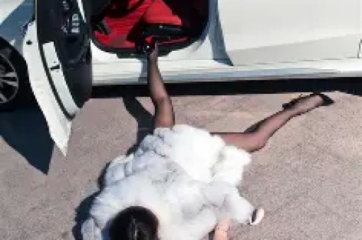 明码标价的婚姻：泽尻英龙华自毁前程之路