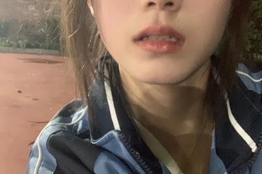 揭秘董宇辉“法不责辉”：假洋牌背后的真相与启示-第1张图片-