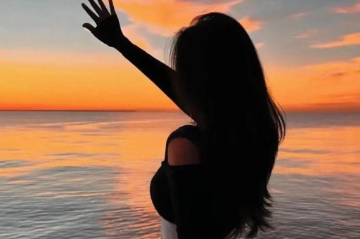 网红杀猪宴翻车：直播变群殴一场流量与乡土文化的激烈碰撞